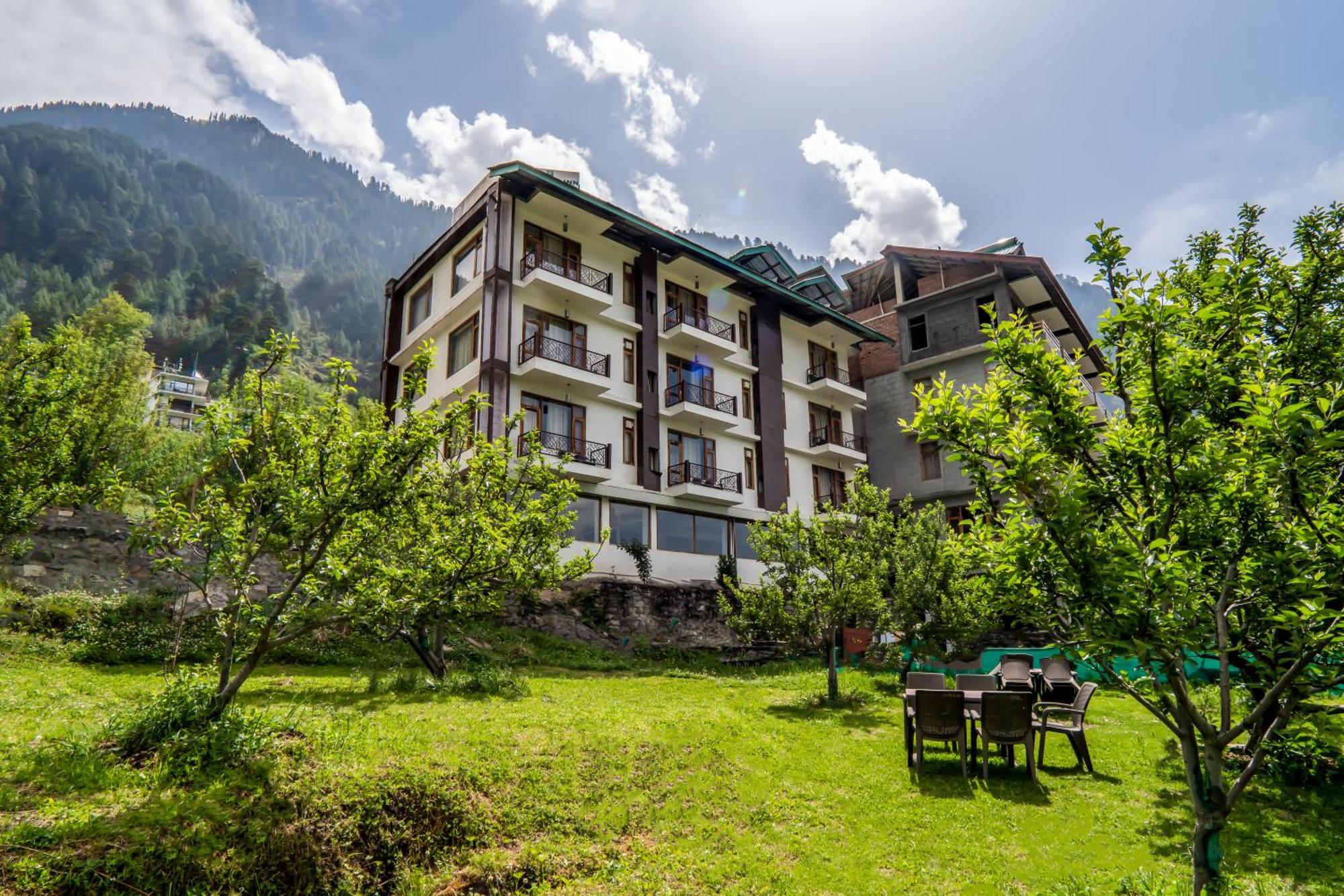 Pristine Inn Manali Exterior foto